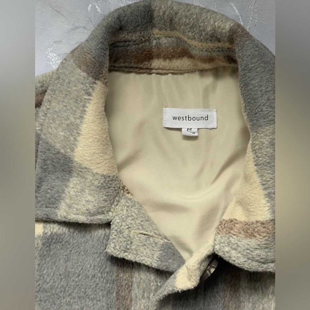 ❤️ Westbound Womens Size Medium Plaid Jacket “Shacket” in Cream and Brown - Picture 3 of 3